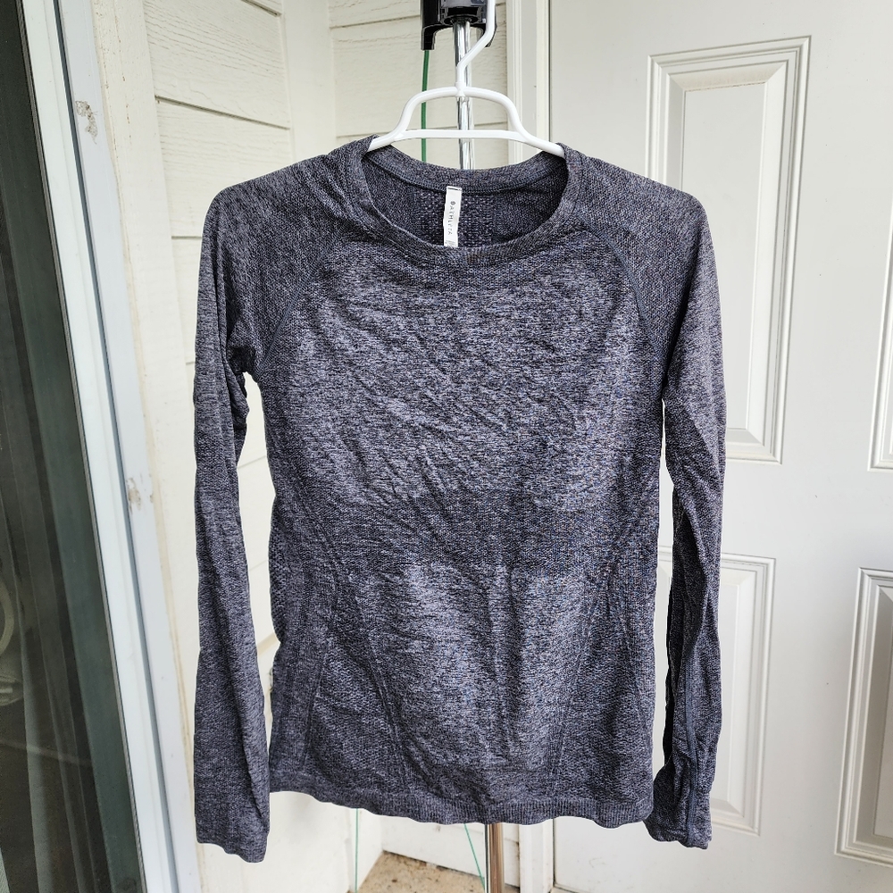 Athleta Grey Athletic Long Sleeve Tee